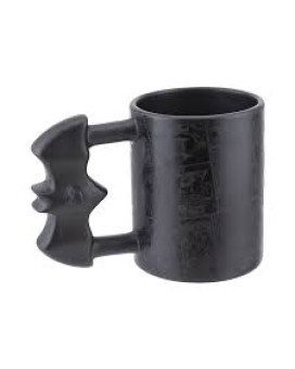 Šolja Paladone Batman Batarang - Shaped Mug 