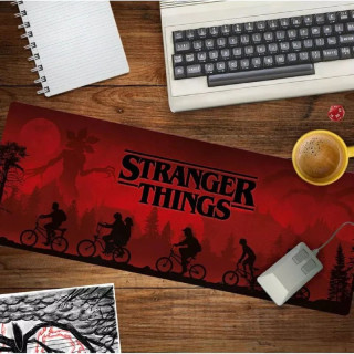 Podloga Paladone Stranger Things - Classic Logo - Desk Mat Xl 