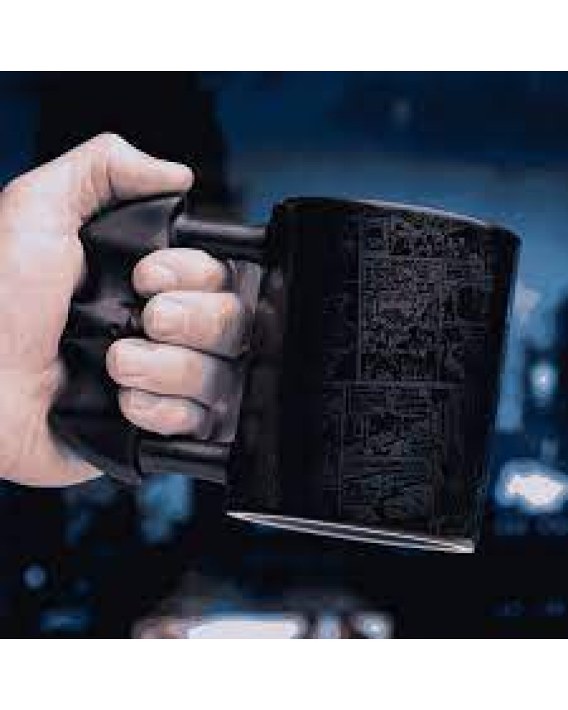 Šolja Paladone Batman Batarang - Shaped Mug 