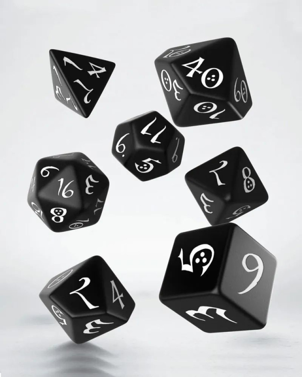Kockice Q Workshop - Classic RPG Black & White - Dice Set (7)